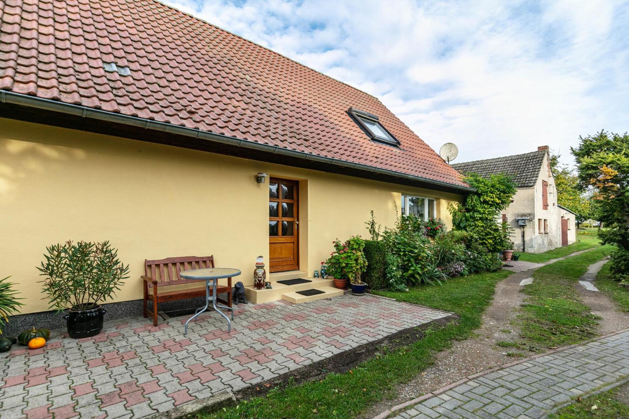 Ferienwohnung Im Blumengarten Angermunde Exterior photo